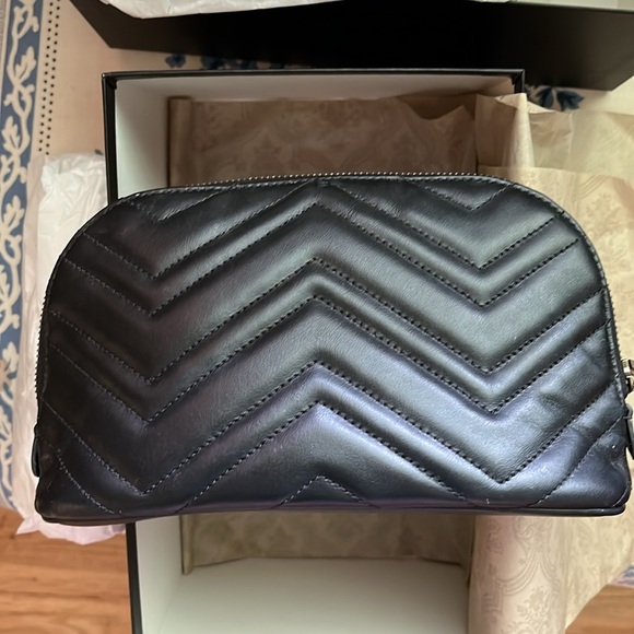 GUCCI GG calfskin marmont Matelasse cosmetic case